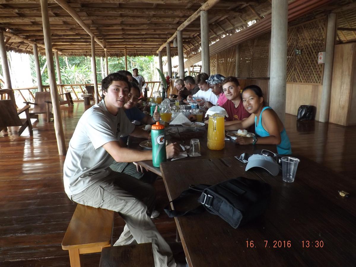 Tres Chimbadas Lake Lodge Tambopata Kültér fotó